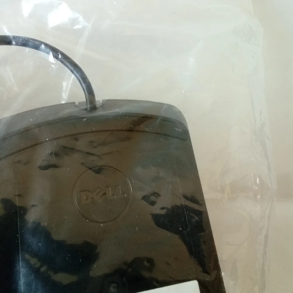 NEW Lot of 2 Dell Optical Mouse MS116 065K5F Black USB Scroll Wheel Genuine OEM